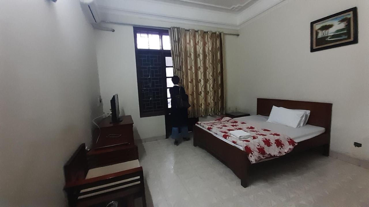 Hotel Oyo 681 Hoang Lan